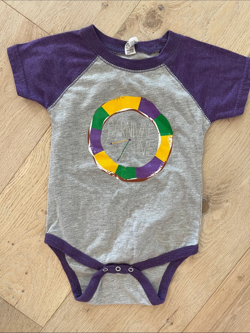 Rabbit Skins Purple & Gray Raglan Carnival One-Piece Bodysuit